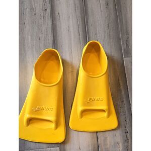 Unisex Yellow Swim Training Fins Male 10 1/2-11 1/2,     Female 11 1/2-12 1/2